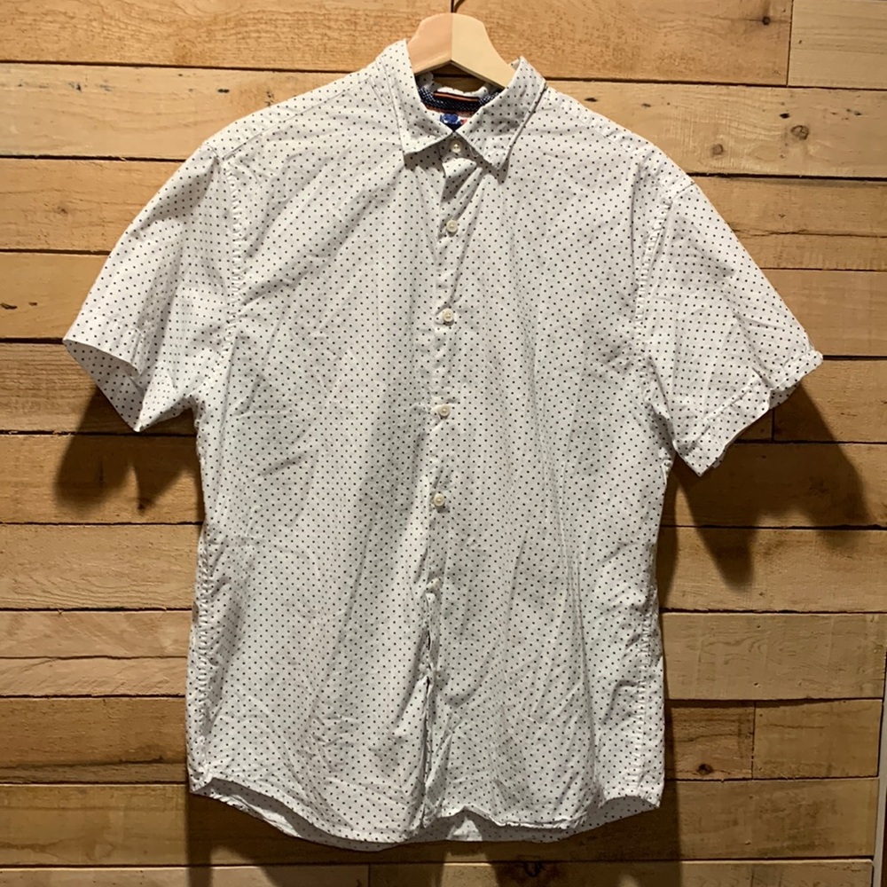 Denim & Flower Ricky Singh Shirt Mens Large White
Blue Polka Dot Short Sleeve